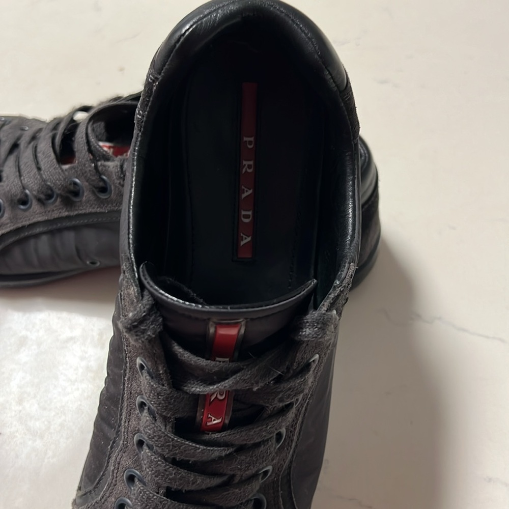 Title:
Prada Black Suede & Nylon Sneakers 4E 2439- Men’s Size 8 good condition - Picture 4 of 10